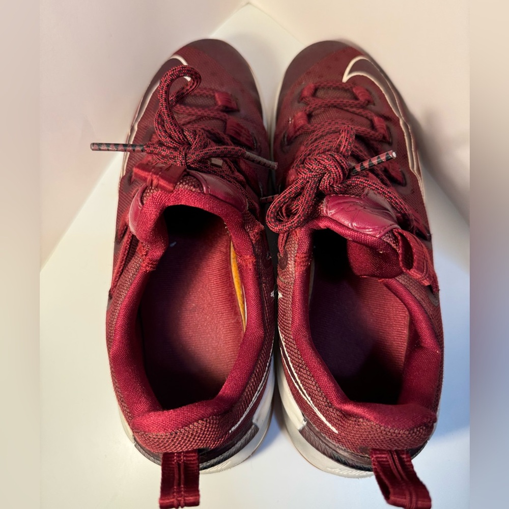 NIKE Air Max Lebron James 13 XIII - Low Team Red Gum - Men's Size 10 -831925-610 - Picture 4 of 15